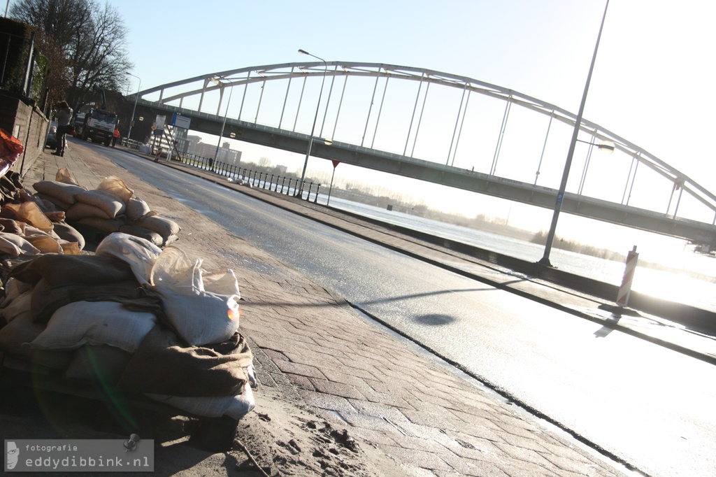 2011-01-20 Hoog water, Deventer_004